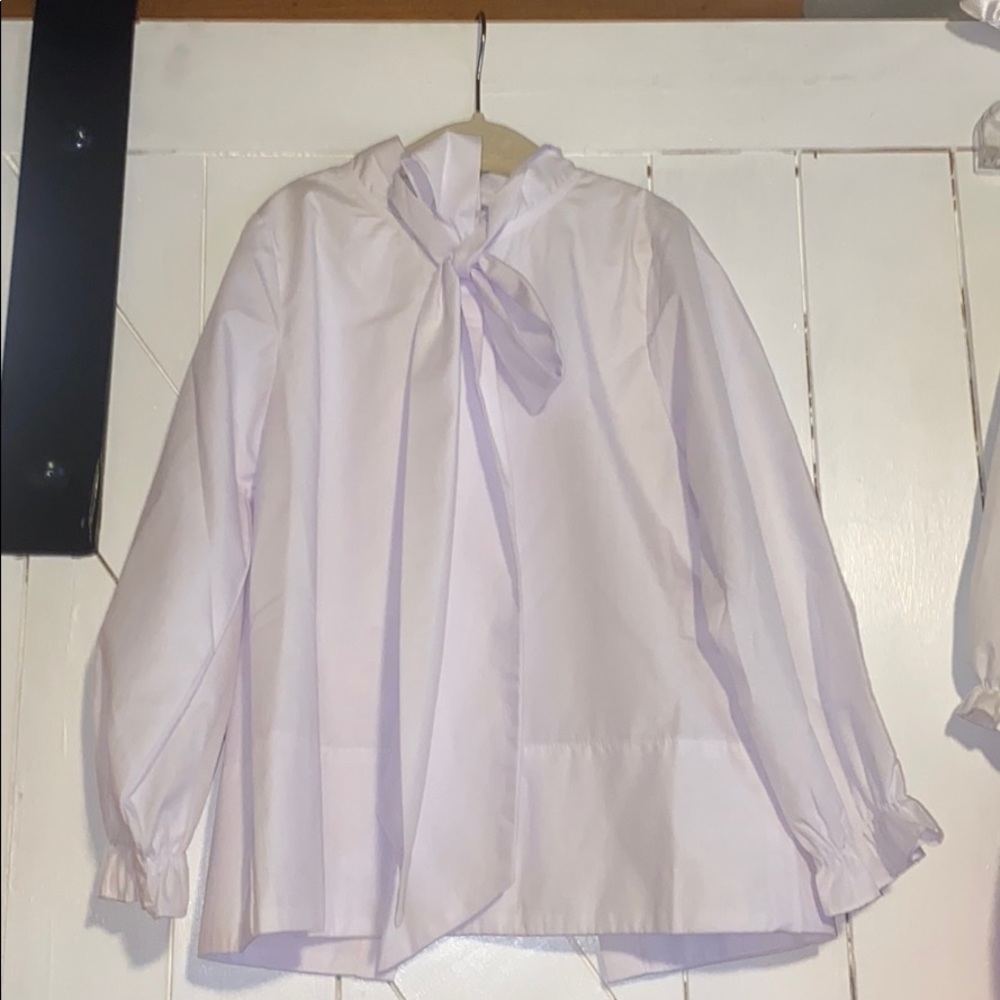 White tie shirt